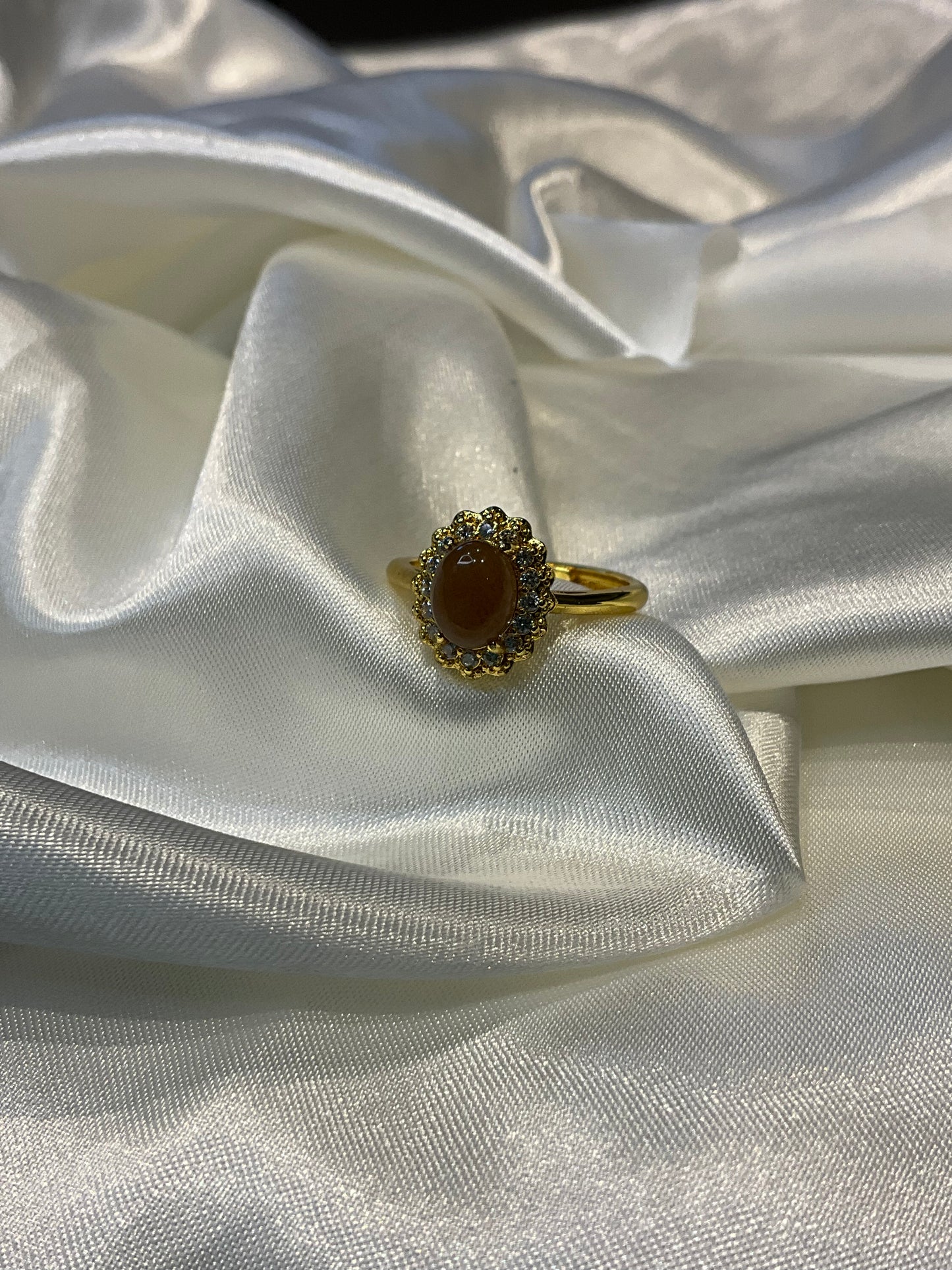 Medium brown agate flower style adjustable gold plated ring