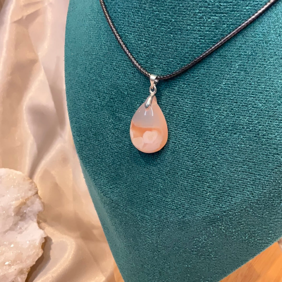 Flower agate drop crystal pendant