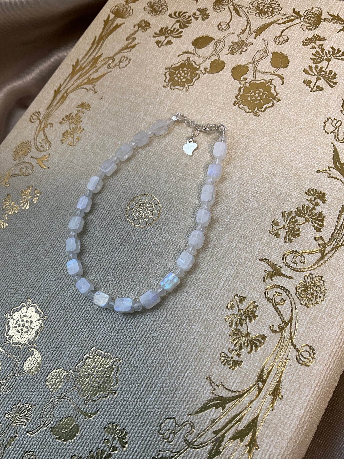 Moonstone Crystal Bracelet with 925 fastenings and extender chain