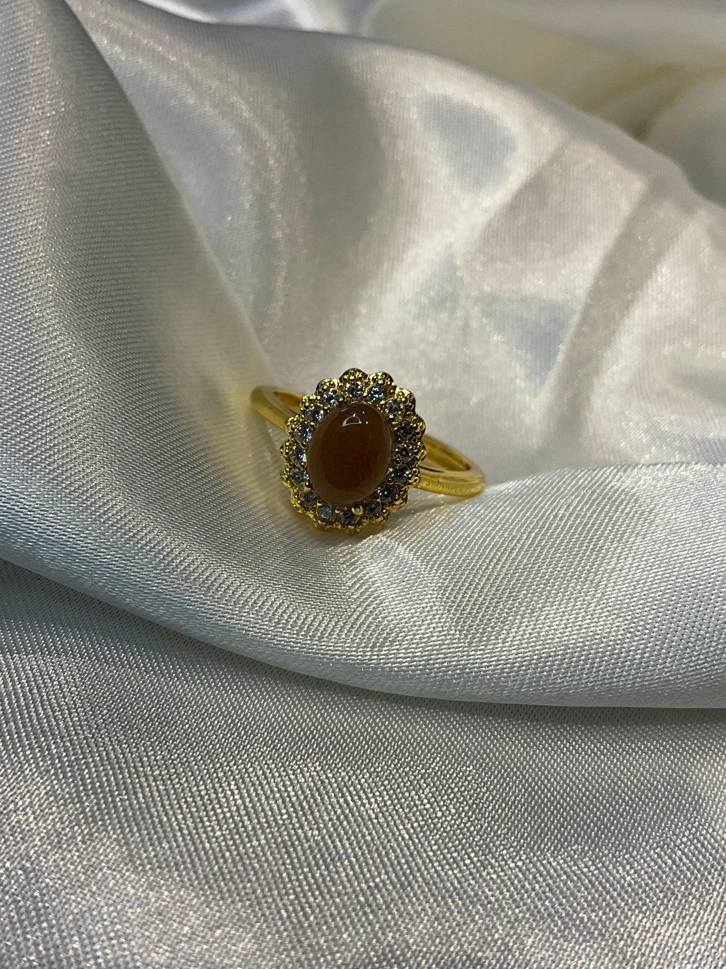 Medium brown agate flower style adjustable gold plated ring