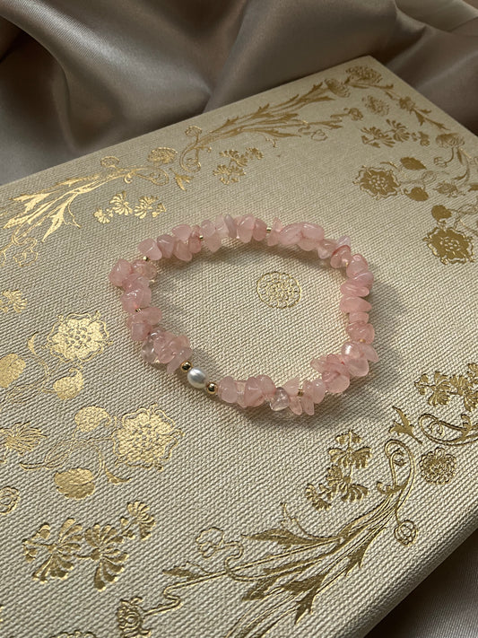 Rose Quartz Crystal Chip Bracelet with a Fresh Water Pearl, Gold Filled Beads and Gold Seed Beads