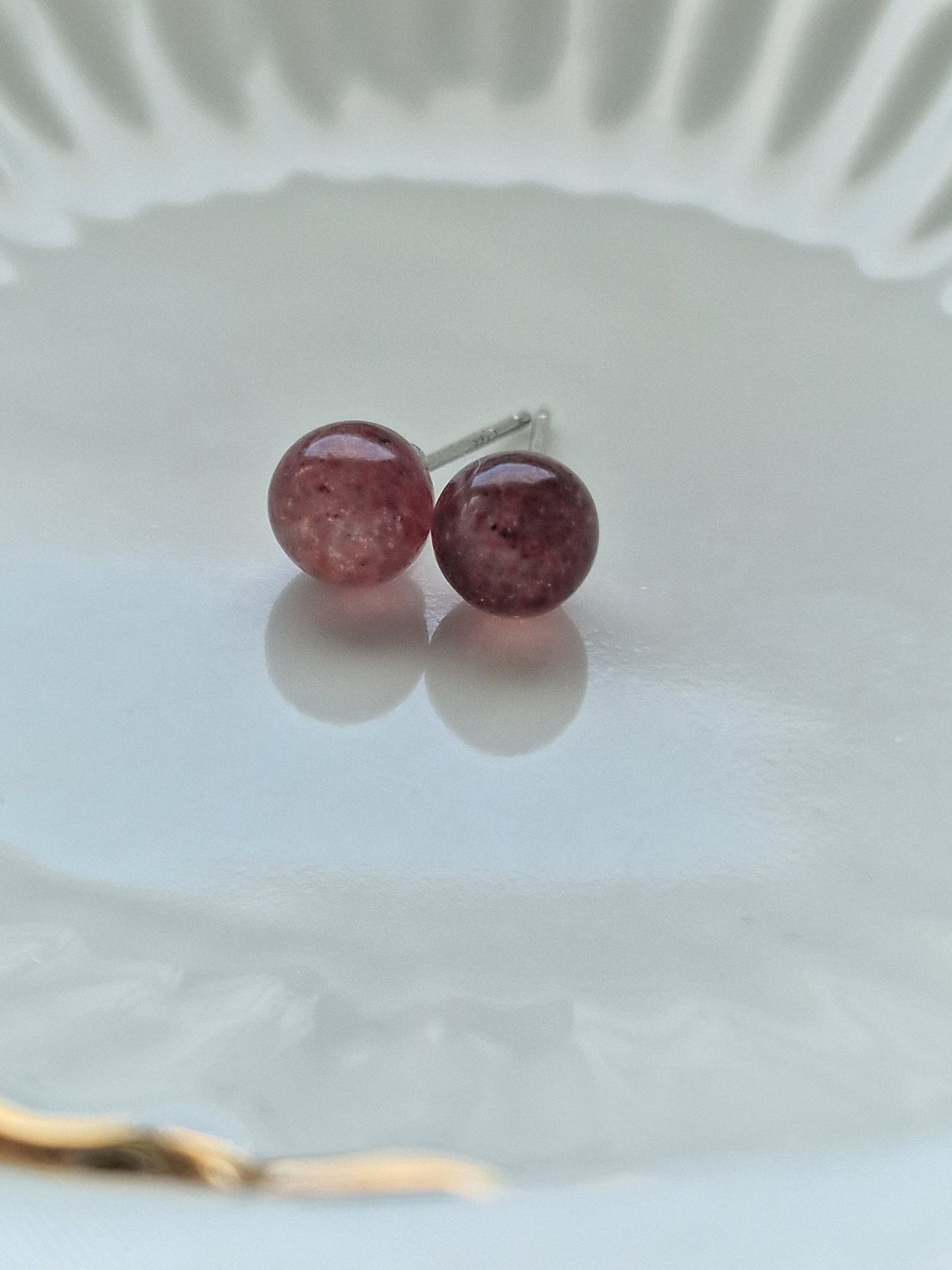 Strawberry Sunstone Stud Earrings