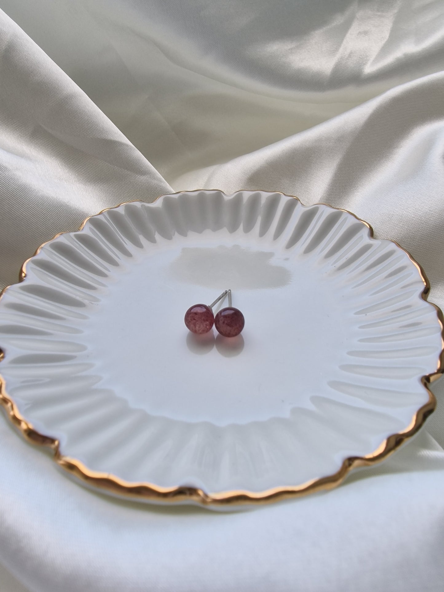 Strawberry Sunstone Stud Earrings